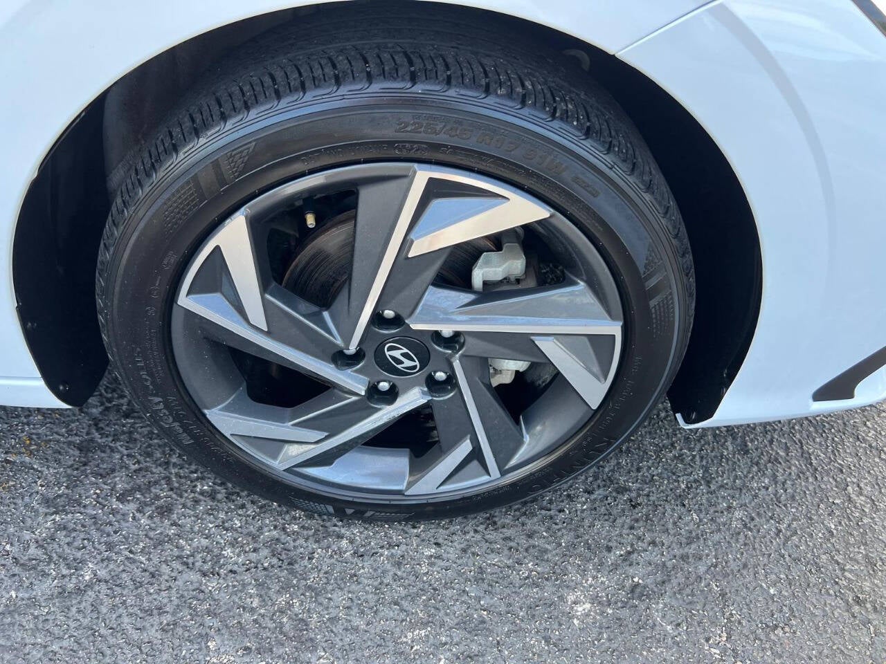 2023 Hyundai Elantra SEL 4dr Sedan SULEV