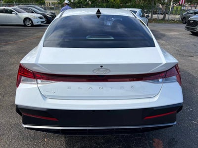 2023 Hyundai Elantra SEL 4dr Sedan SULEV
