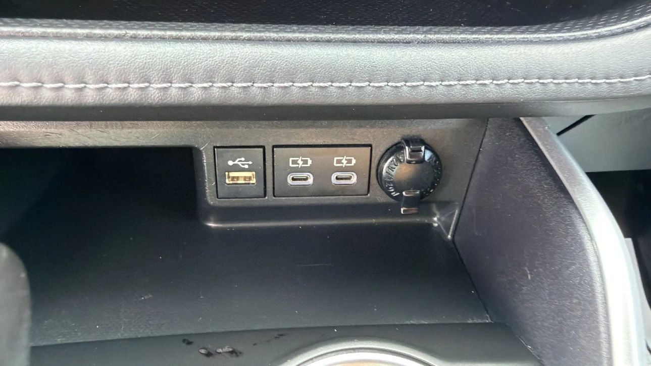 2023 Toyota Highlander L Sport Utility 4D