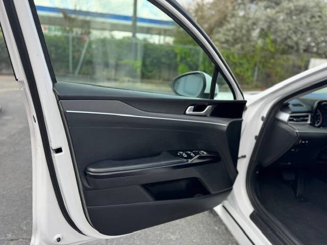 2021 Kia K5 LXS AWD 4dr Sedan