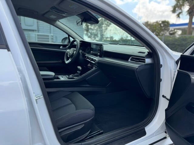 2021 Kia K5 LXS AWD 4dr Sedan