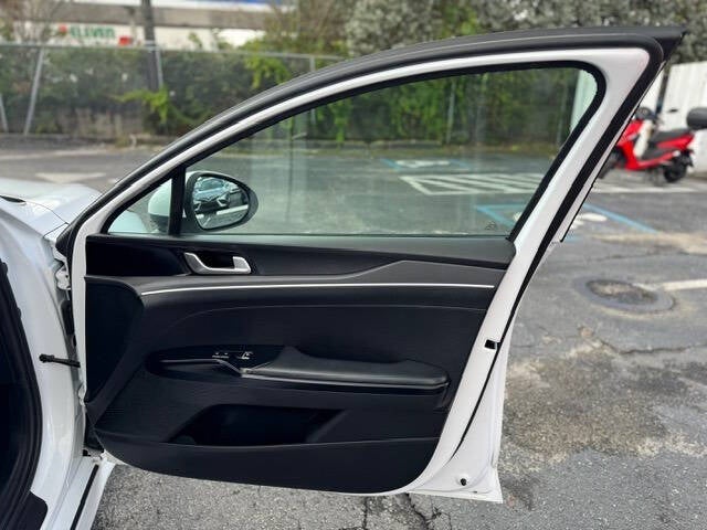 2021 Kia K5 LXS AWD 4dr Sedan