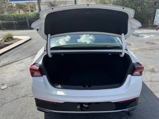 2021 Kia K5 LXS AWD 4dr Sedan