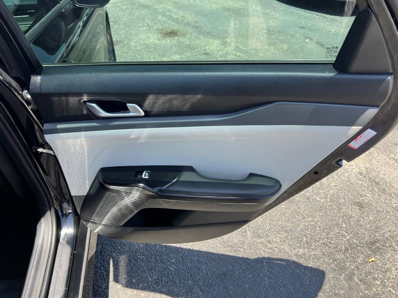 2023 Kia K5 LXS 4dr Sedan