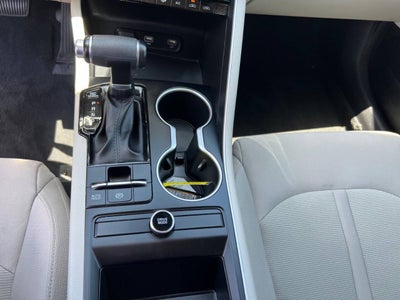 2023 Kia K5 LXS 4dr Sedan