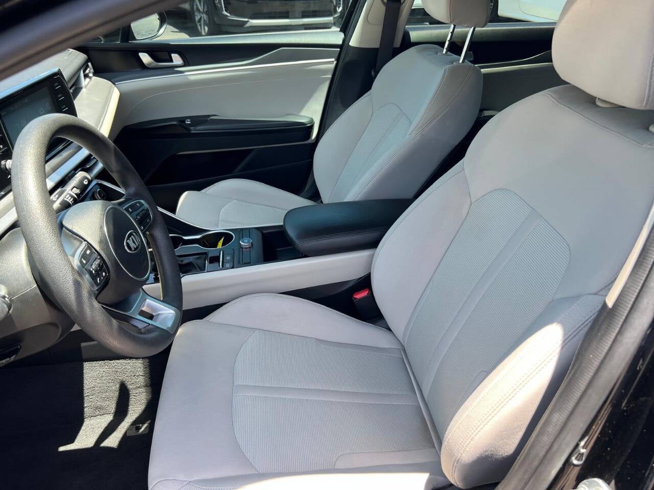 2023 Kia K5 LXS 4dr Sedan