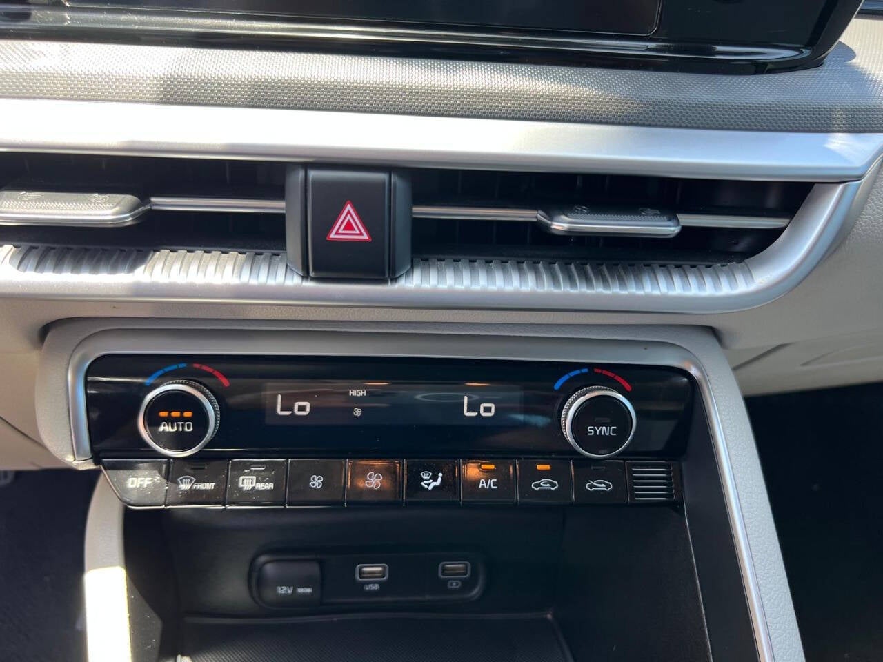 2023 Kia K5 LXS 4dr Sedan