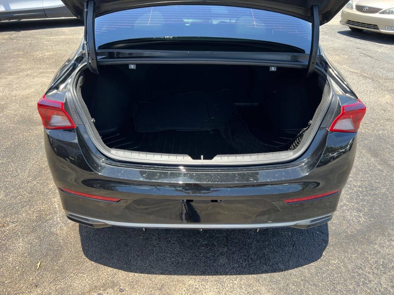 2023 Kia K5 LXS 4dr Sedan