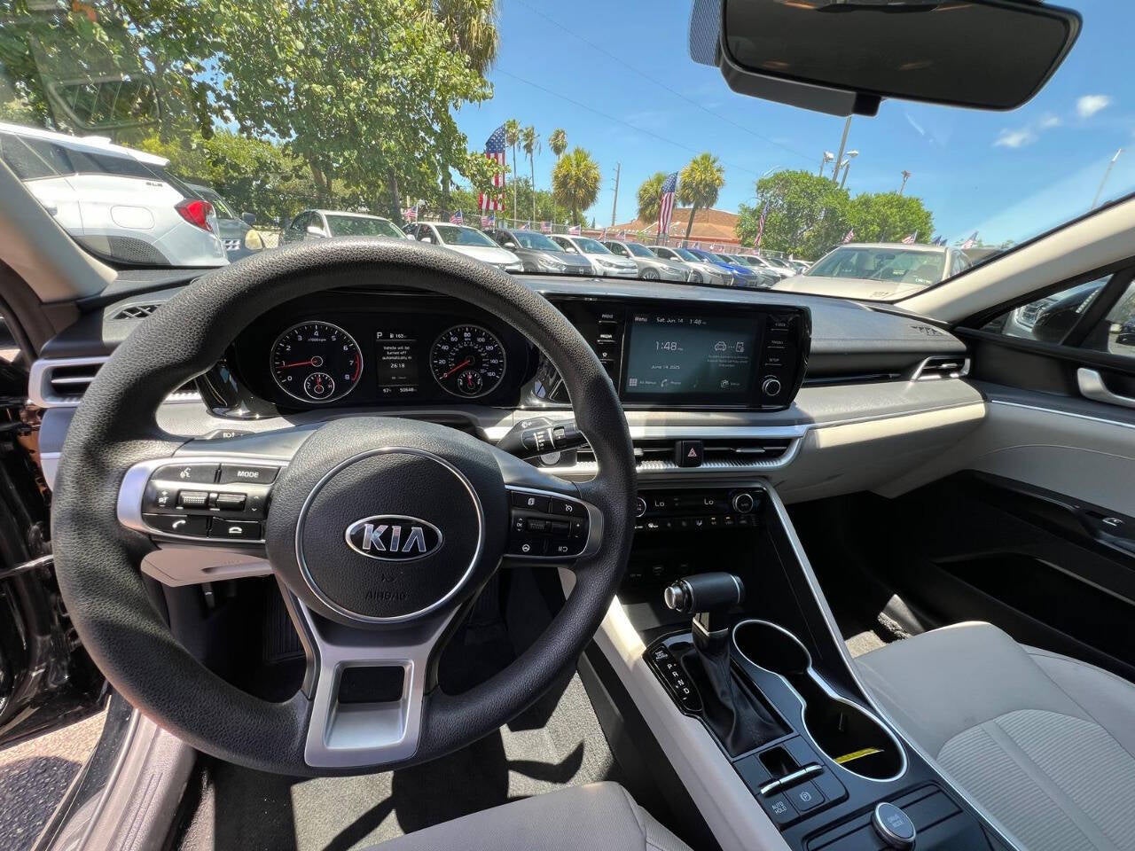 2023 Kia K5 LXS 4dr Sedan