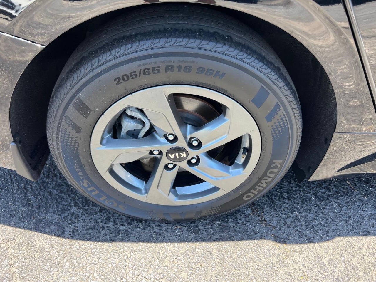 2023 Kia K5 LXS 4dr Sedan