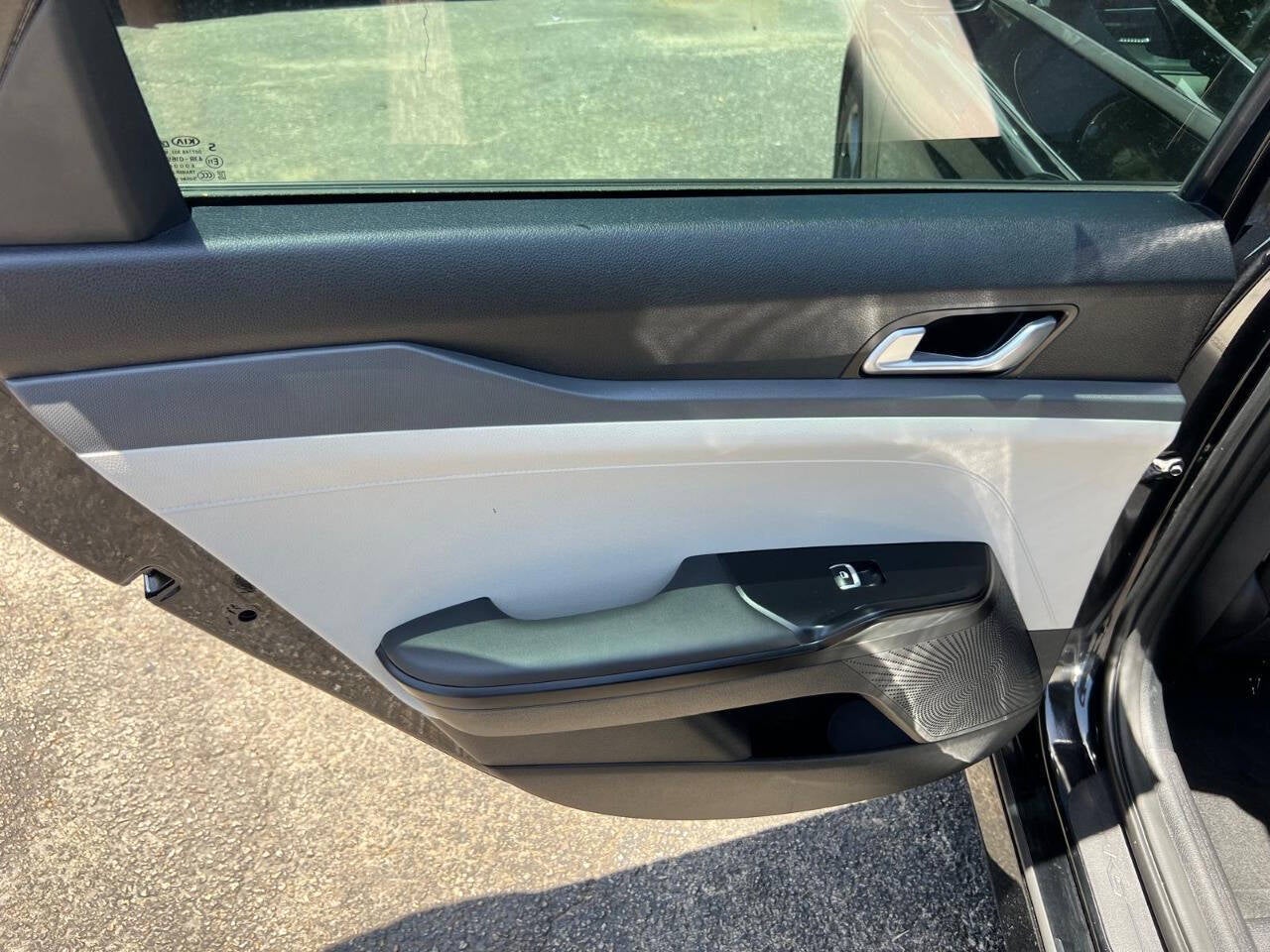 2023 Kia K5 LXS 4dr Sedan