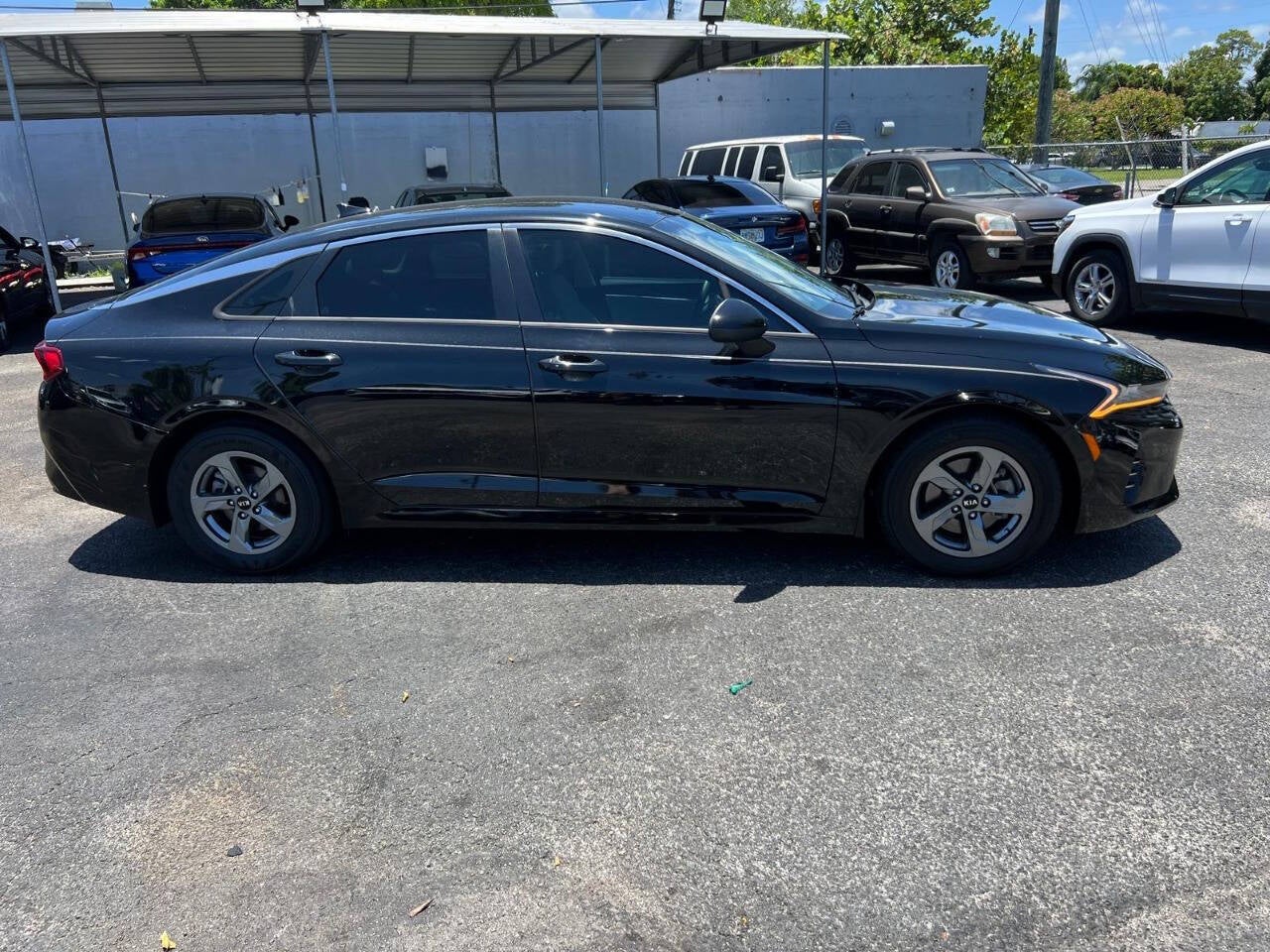 2023 Kia K5 LXS 4dr Sedan