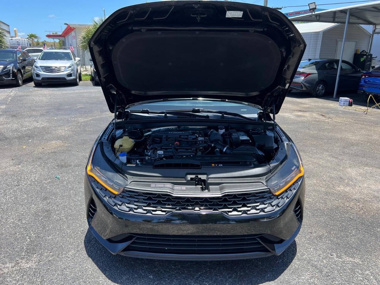 2023 Kia K5 LXS 4dr Sedan