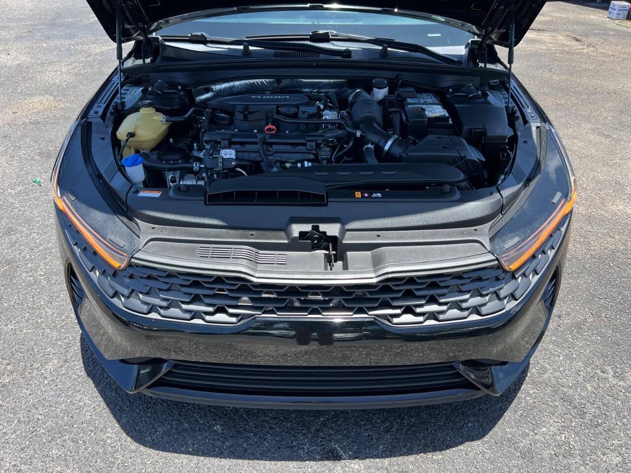 2023 Kia K5 LXS 4dr Sedan