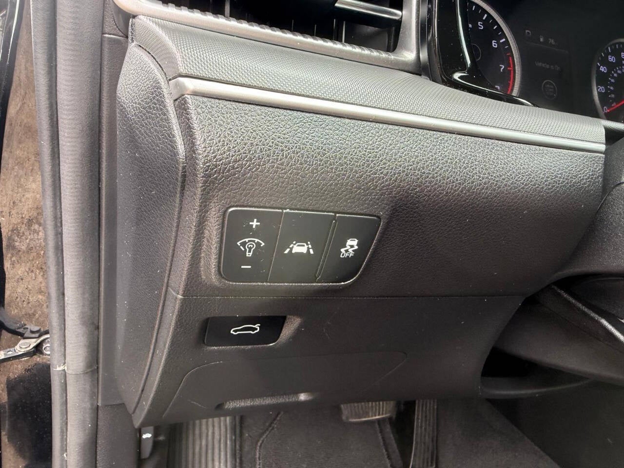 2022 Kia K5 LXS AWD 4dr Sedan