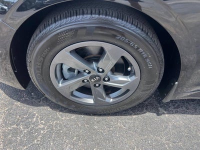 2021 Kia K5 LXS AWD 4dr Sedan