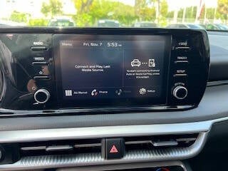 2021 Kia K5 LXS 4dr Sedan