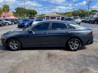 2021 Kia K5 LXS 4dr Sedan
