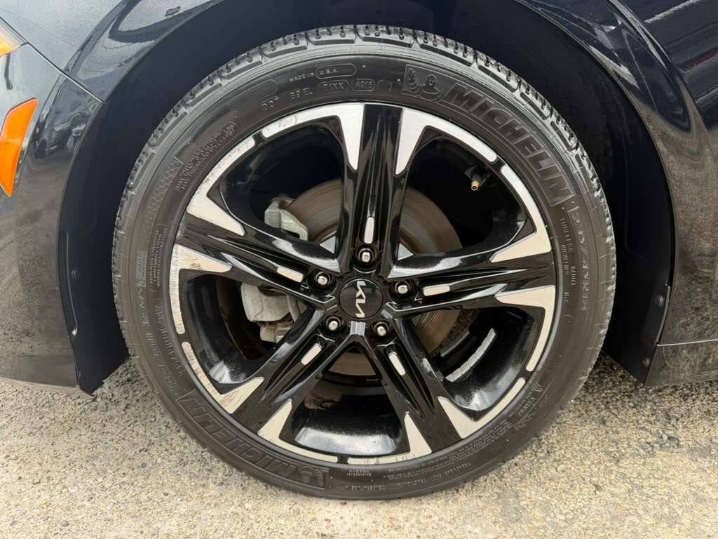 2022 Kia K5 GT Line AWD 4dr Sedan