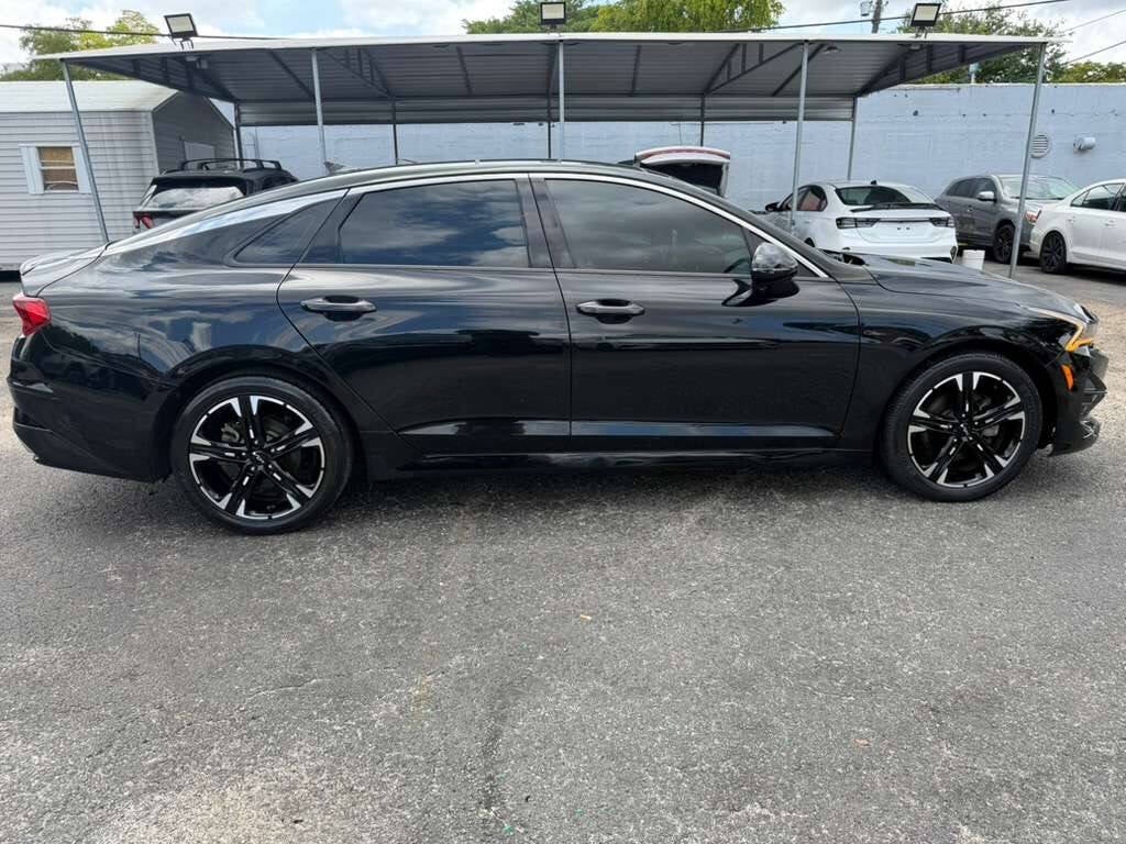 2022 Kia K5 GT Line AWD 4dr Sedan