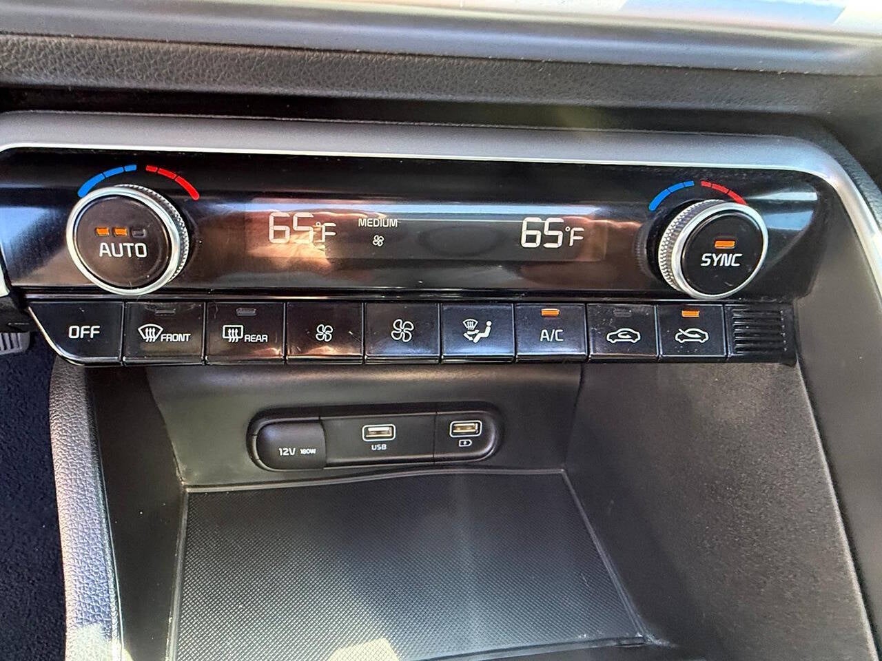 2023 Kia K5 GT Line 4dr Sedan
