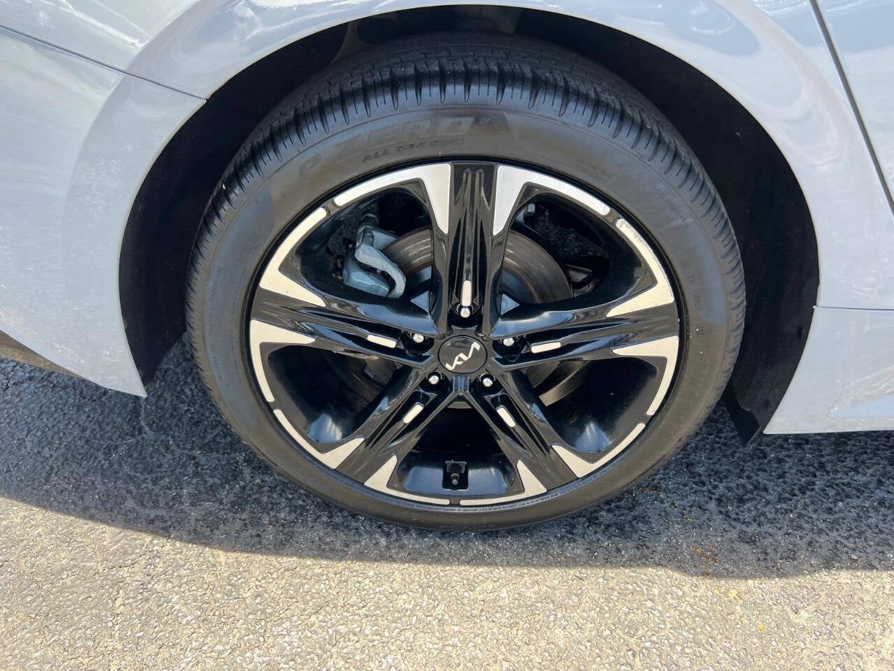 2022 Kia K5 GT Line 4dr Sedan