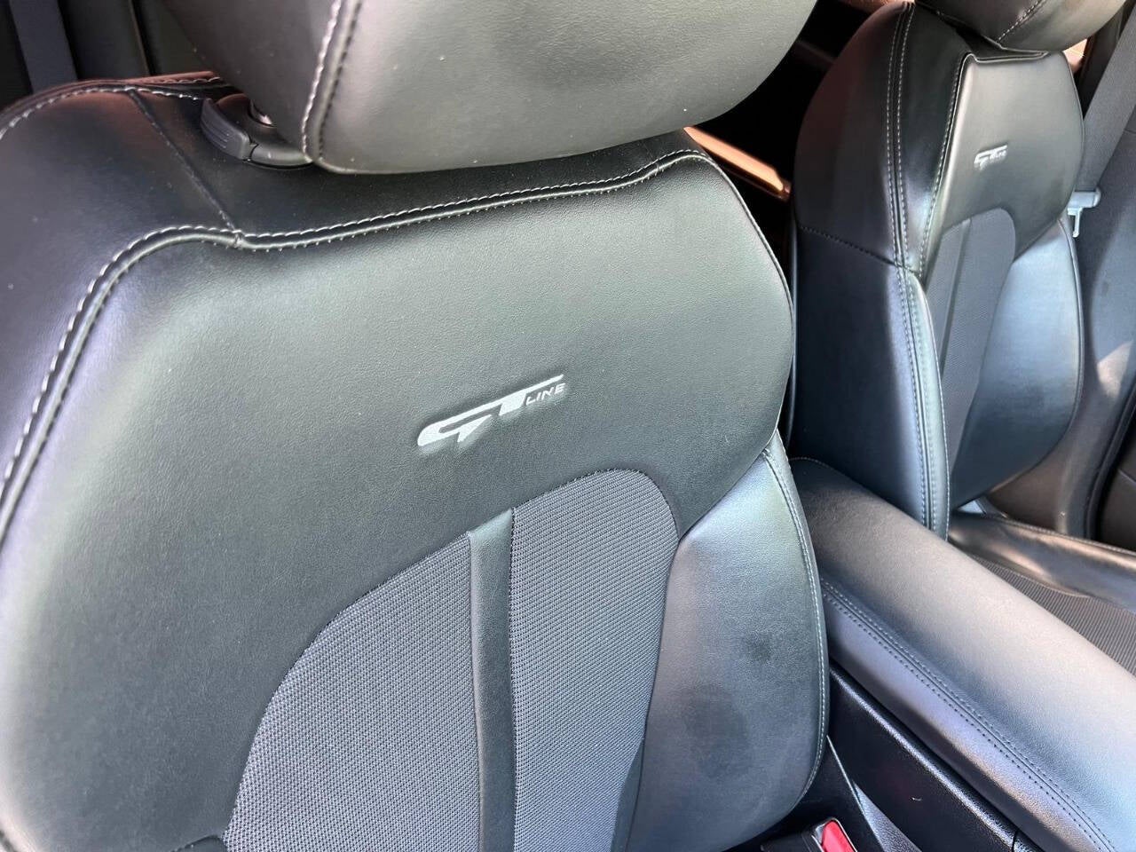 2022 Kia K5 GT Line 4dr Sedan