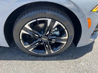 2022 Kia K5 GT Line 4dr Sedan