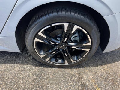 2022 Kia K5 GT Line 4dr Sedan