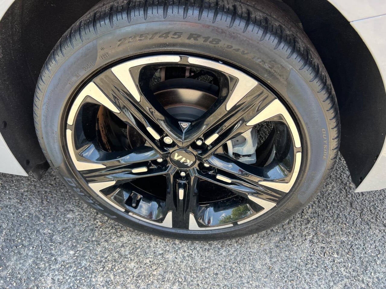 2023 Kia K5 GT Line AWD 4dr Sedan