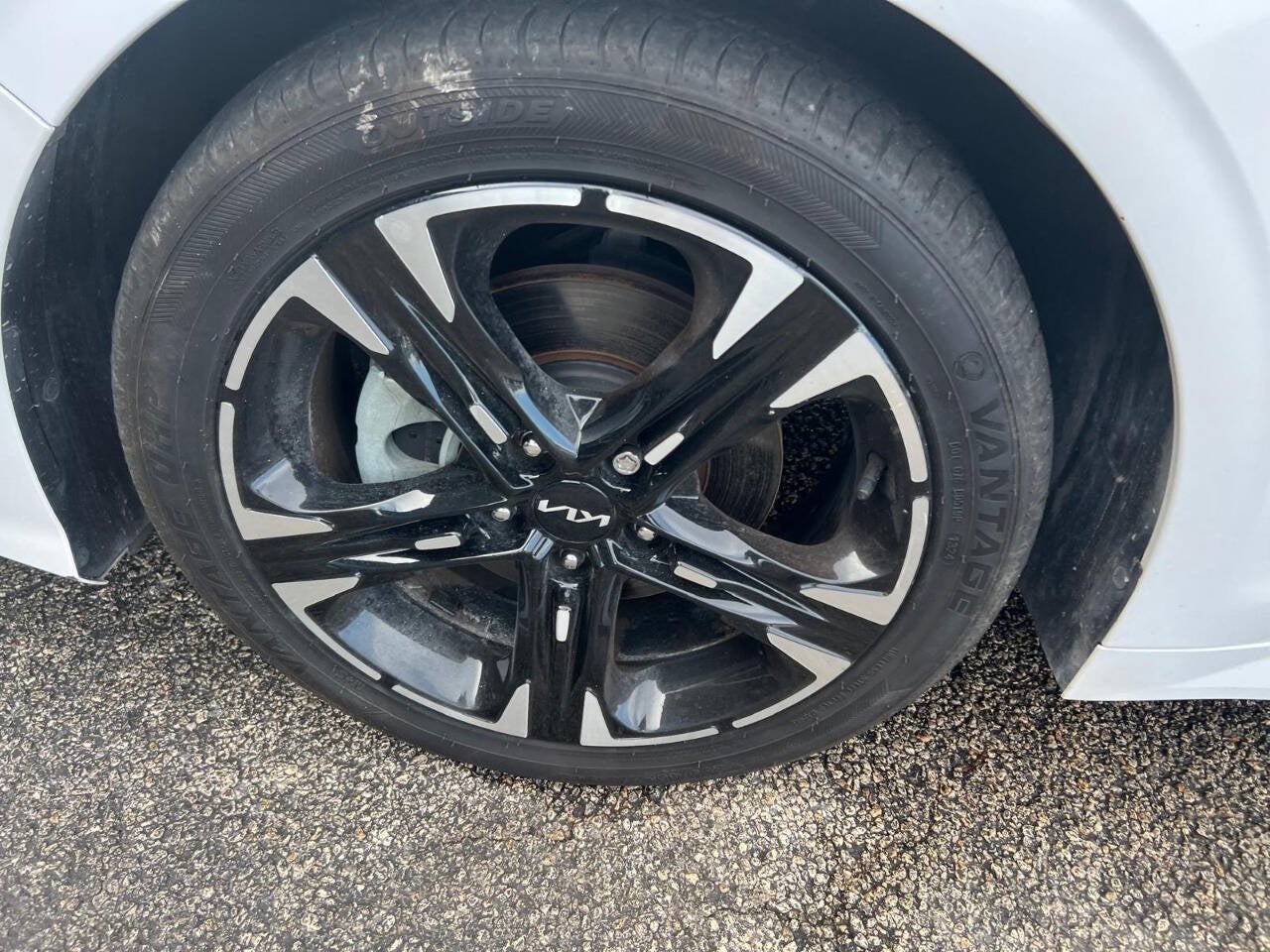 2024 Kia K5 GT Line AWD 4dr Sedan