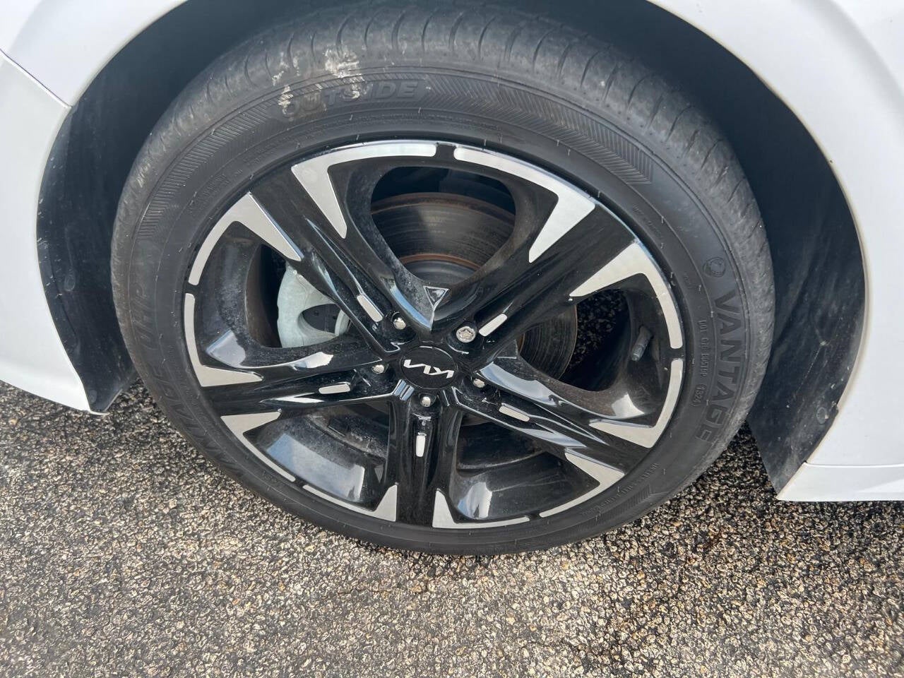 2024 Kia K5 GT Line AWD 4dr Sedan