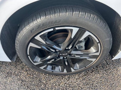 2024 Kia K5 GT Line AWD 4dr Sedan