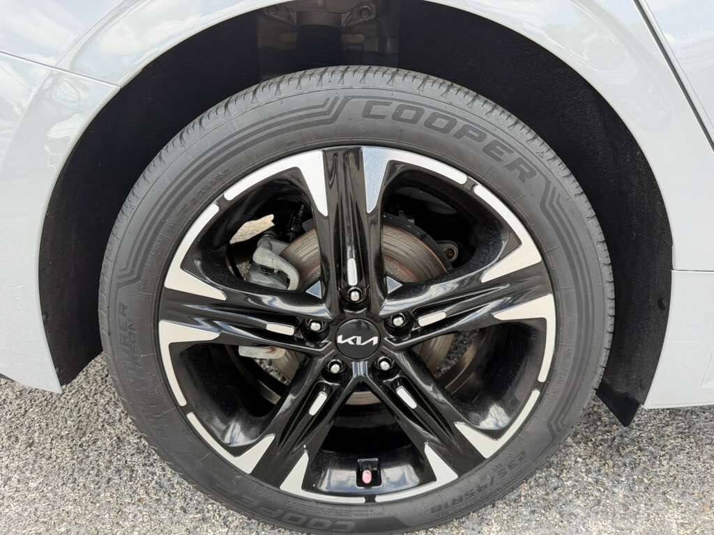 2022 Kia K5 GT Line AWD 4dr Sedan