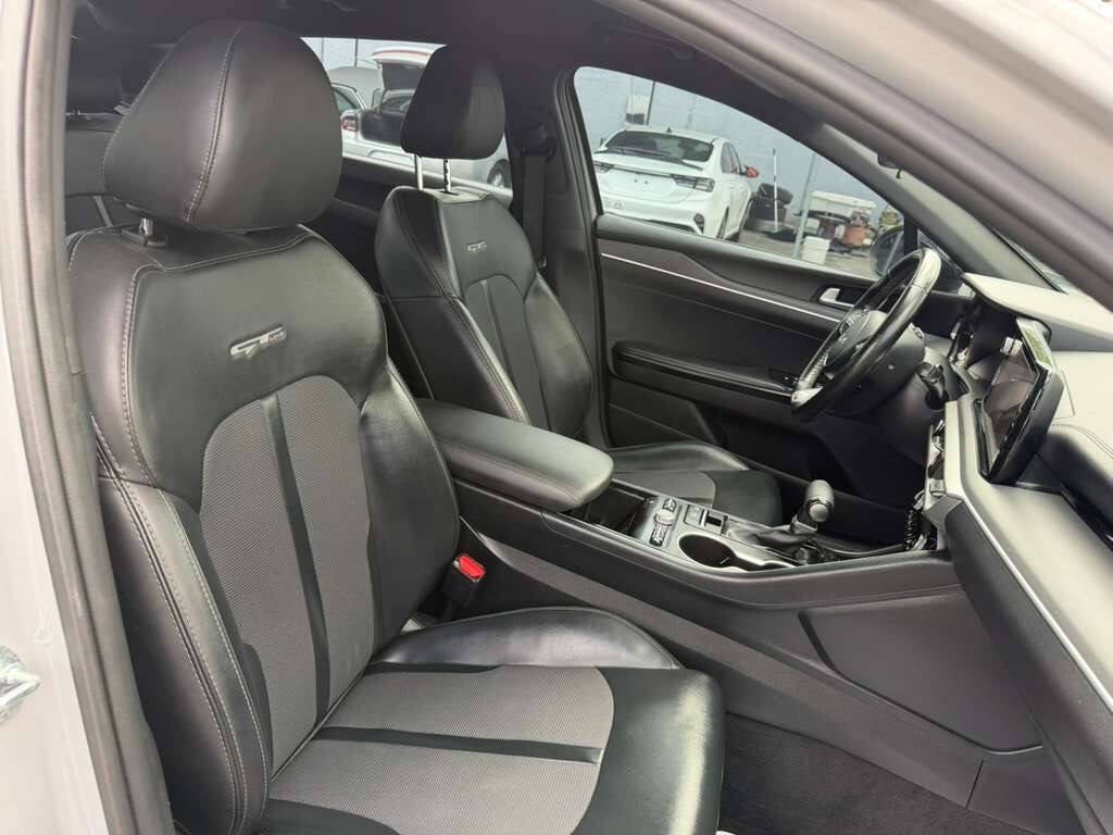 2022 Kia K5 GT Line AWD 4dr Sedan