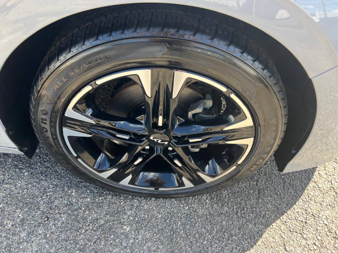 2023 Kia K5 GT Line 4dr Sedan