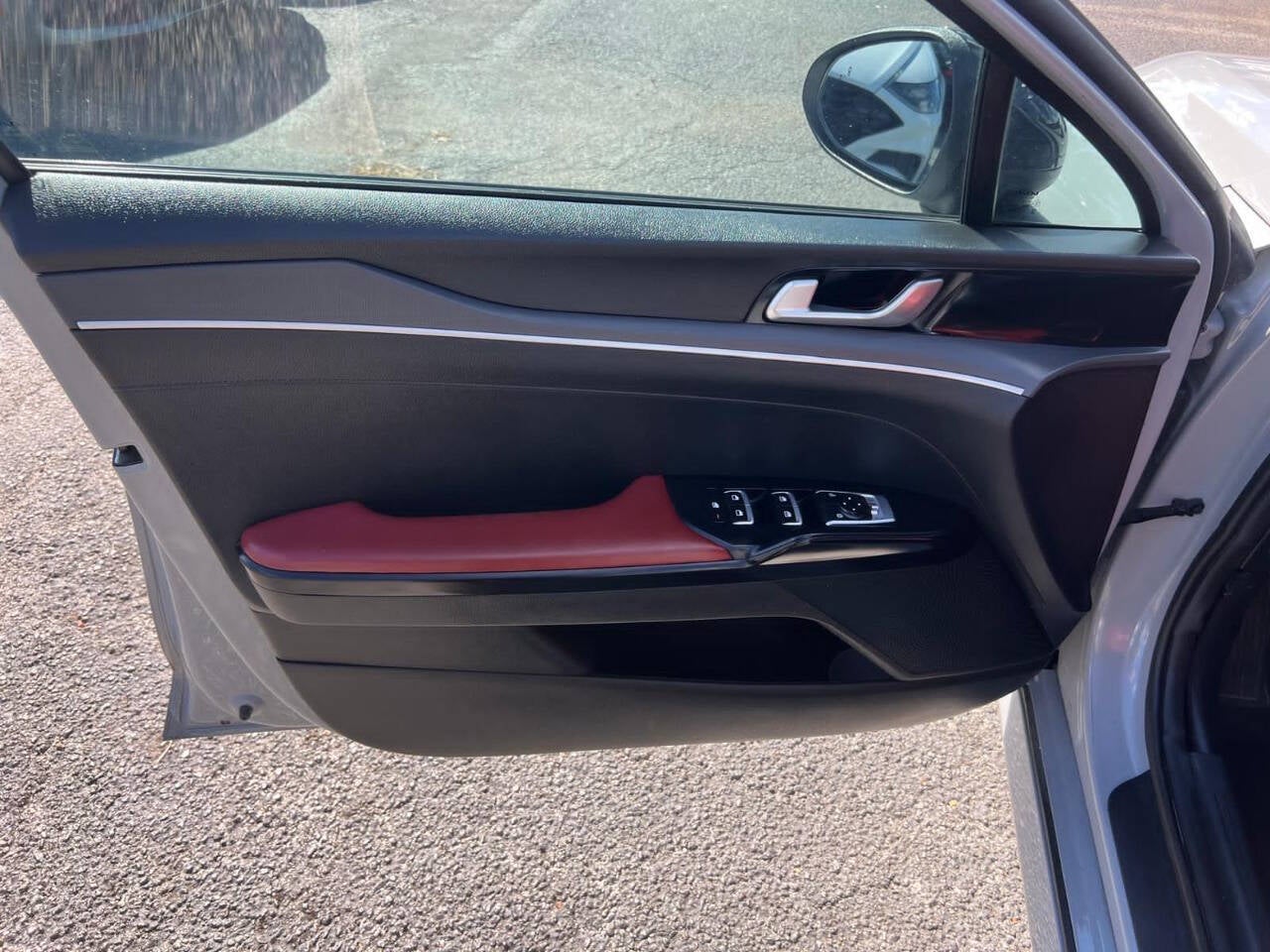 2023 Kia K5 GT Line 4dr Sedan