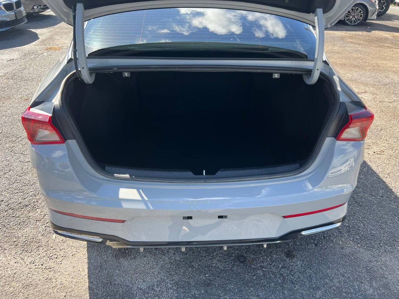 2023 Kia K5 GT Line 4dr Sedan