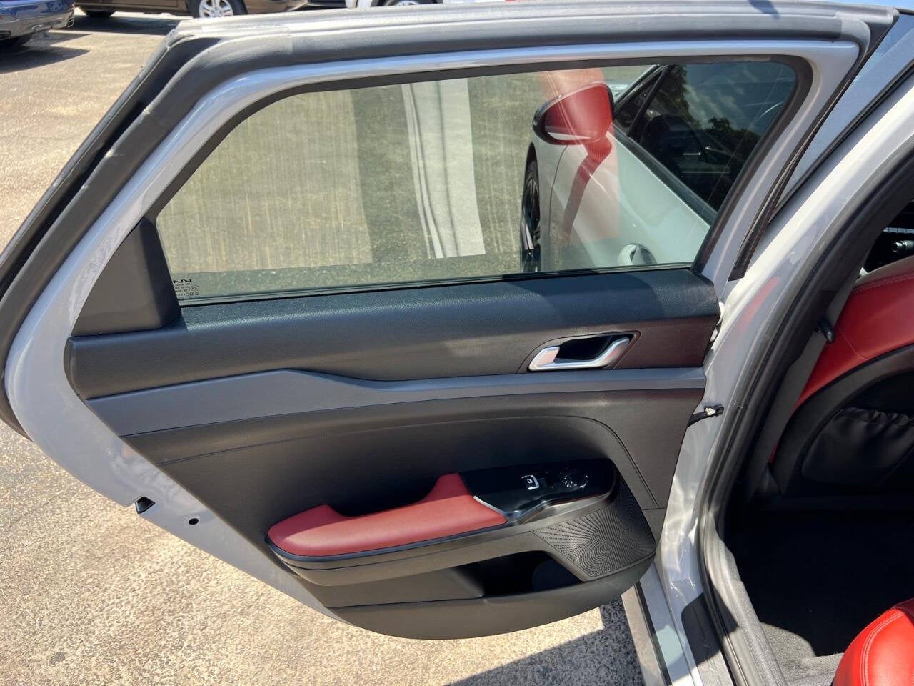 2023 Kia K5 GT Line AWD 4dr Sedan