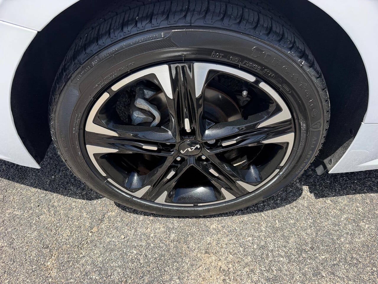 2023 Kia K5 GT Line AWD 4dr Sedan