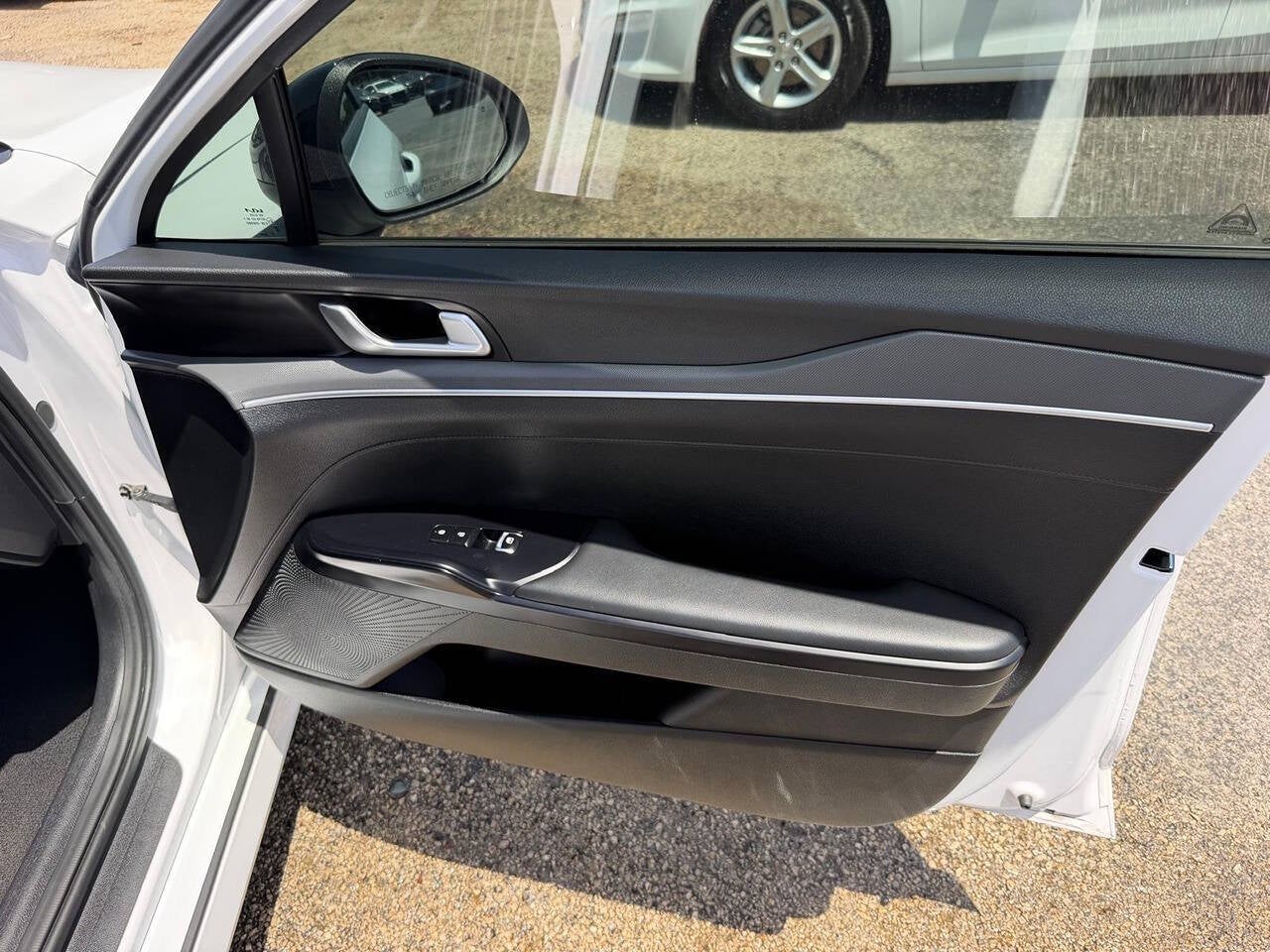 2023 Kia K5 GT Line AWD 4dr Sedan