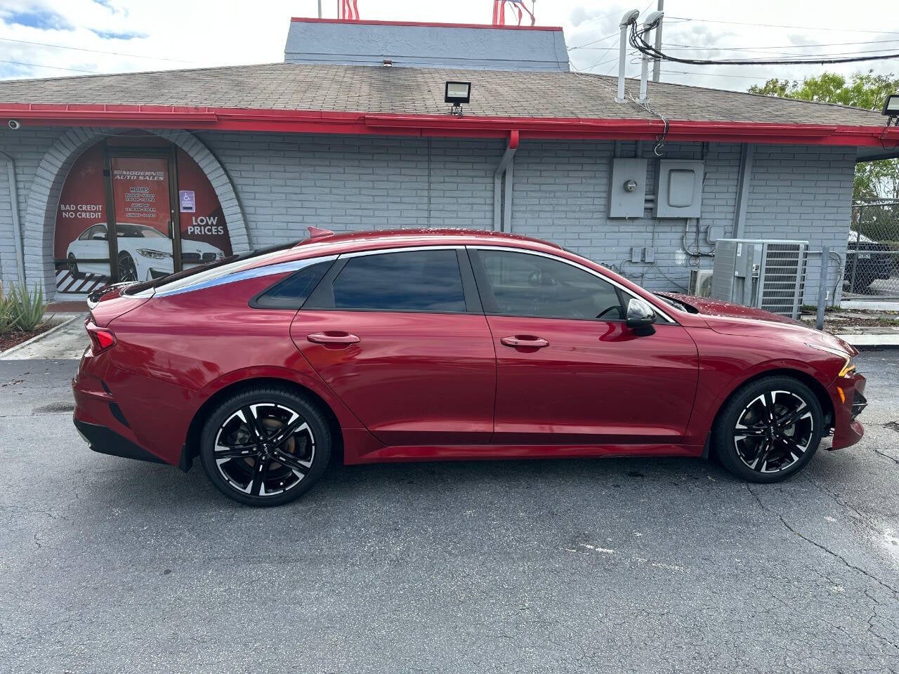 2023 Kia K5 GT Line AWD 4dr Sedan