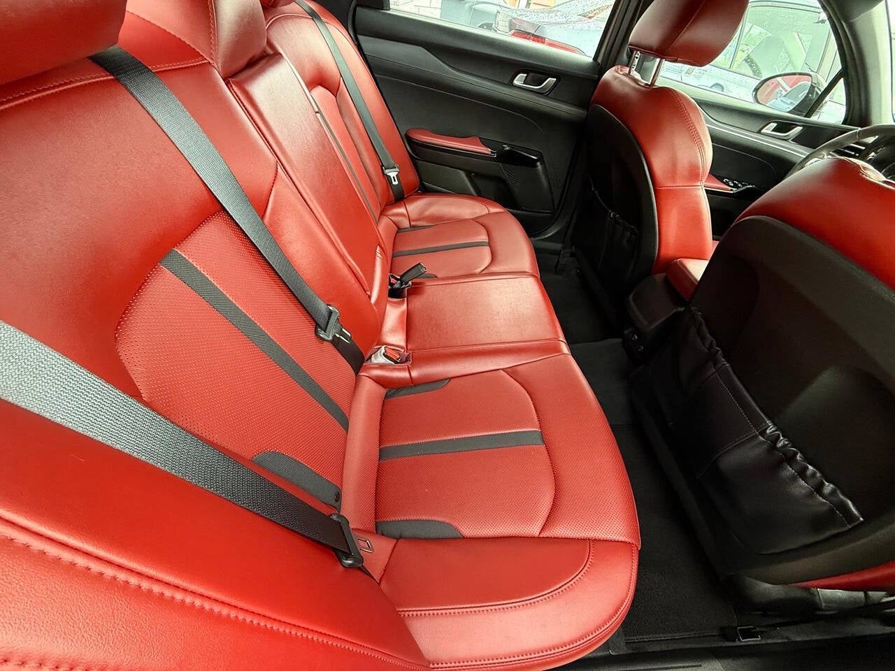 2024 Kia K5 GT Line 4dr Sedan