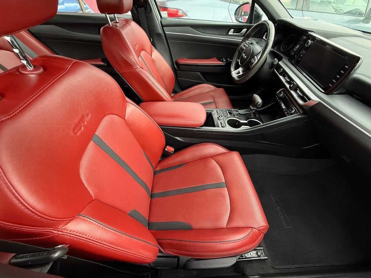 2024 Kia K5 GT Line 4dr Sedan