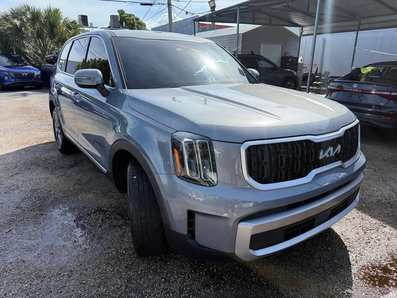 2023 Kia Telluride LX 4dr SUV