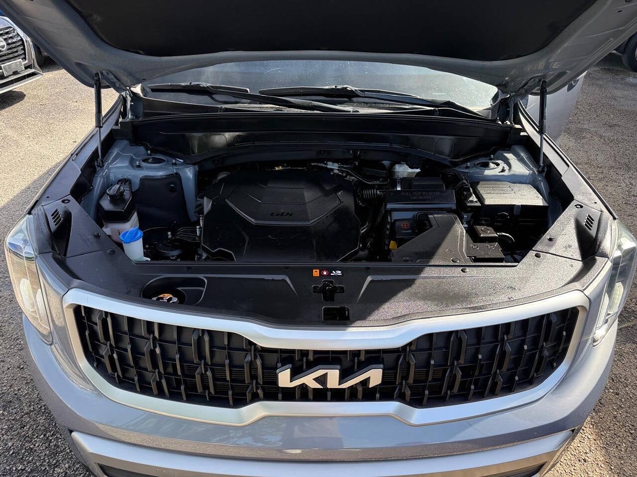 2023 Kia Telluride LX 4dr SUV