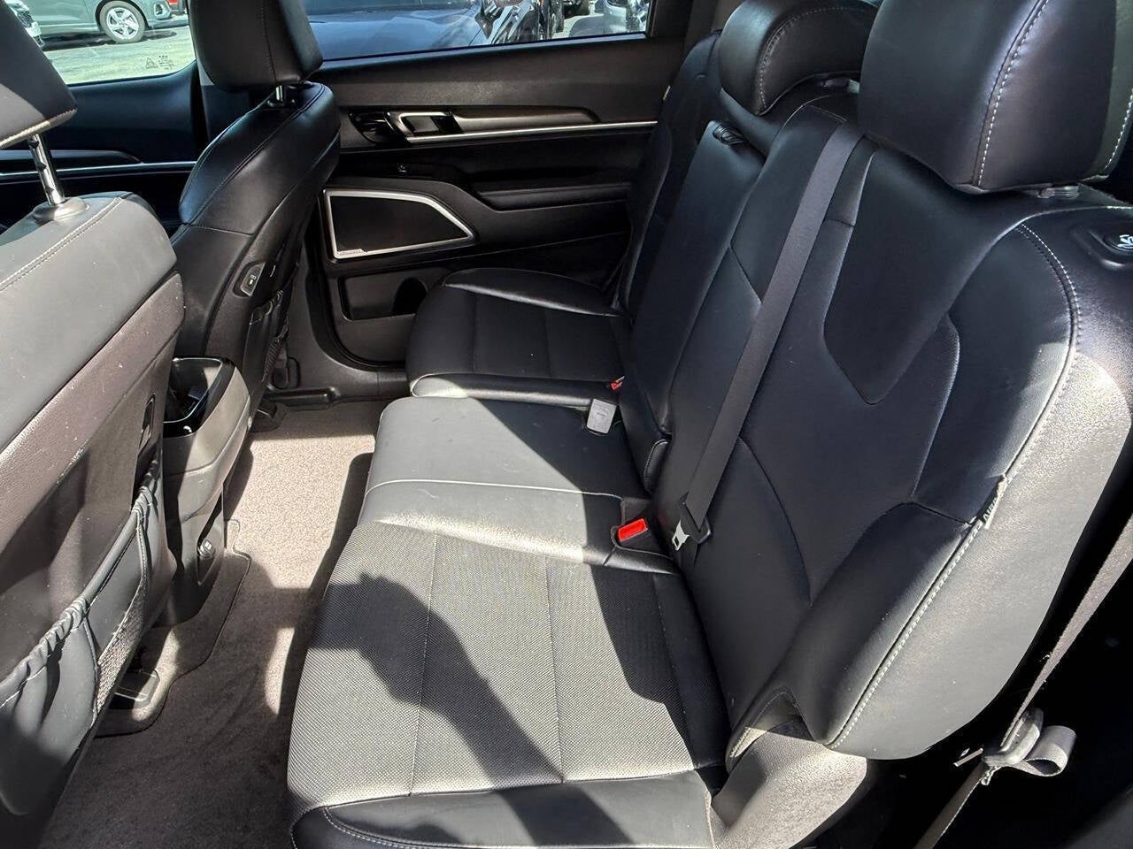 2023 Kia Telluride LX 4dr SUV