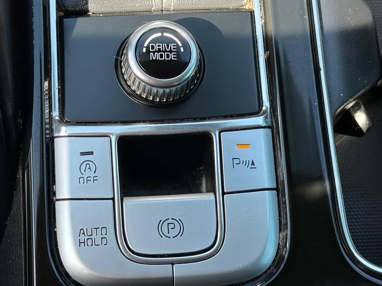 2023 Kia Telluride LX 4dr SUV