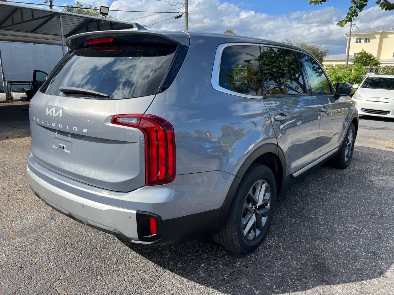 2024 Kia Telluride LX 4dr SUV