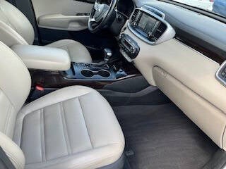 2019 Kia Sorento EX V6 4dr SUV